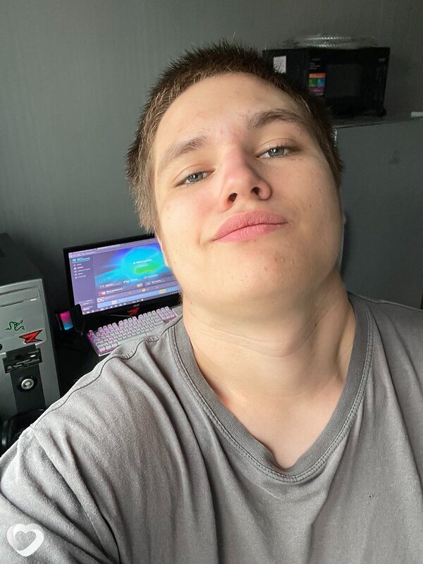 Евгений, 18, Нерюнгри — анкета №3871183