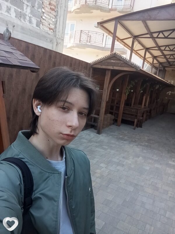 Vadim, 18, Анапе — анкета №3872208