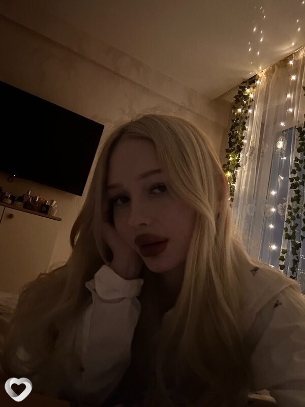Настя, 21, Кирове — анкета №3872552