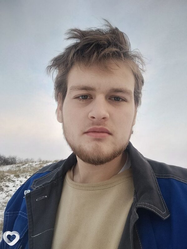 Виктор, 20, Россоши — анкета №3872596