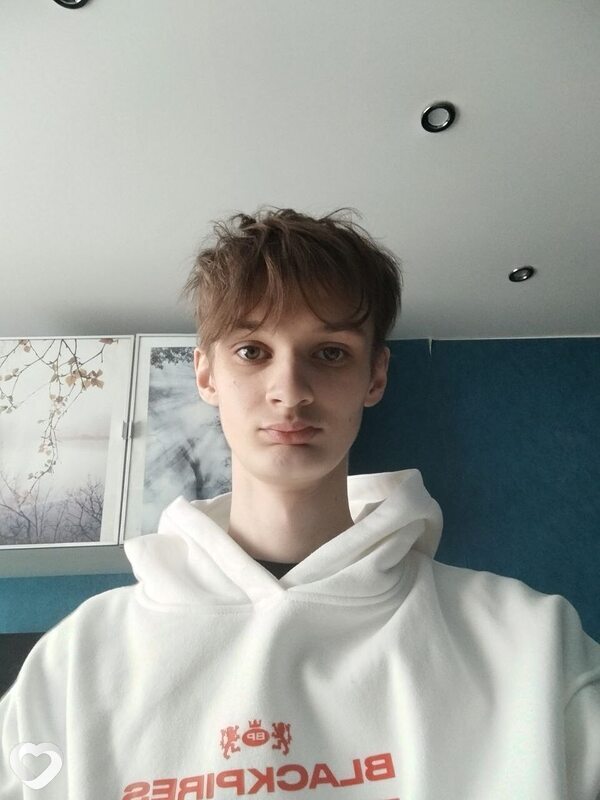 Алексей, 18, Москве — анкета №3873587