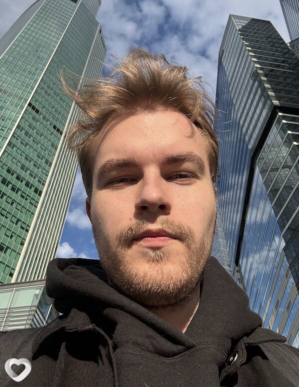 Ян, 24, Москве — анкета №3873431