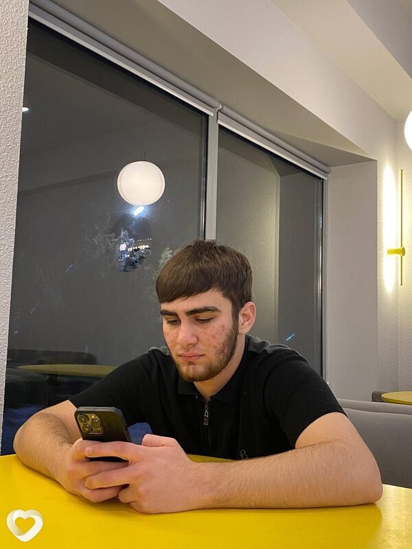 Гаджи, 19, Саратове — анкета №3873616