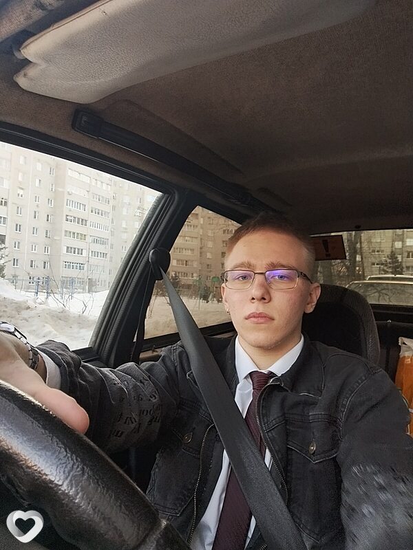 Михаил, 19, Коврове — анкета №3873922