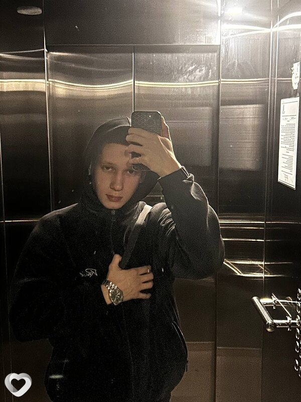 Алексей, 20, Москве — анкета №3874496