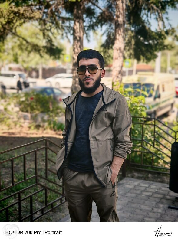 Xayal, Свободный