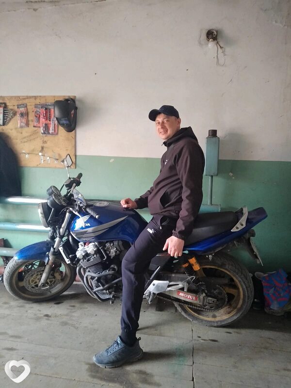 Анатолий, 37, Златоусте — анкета №3875014