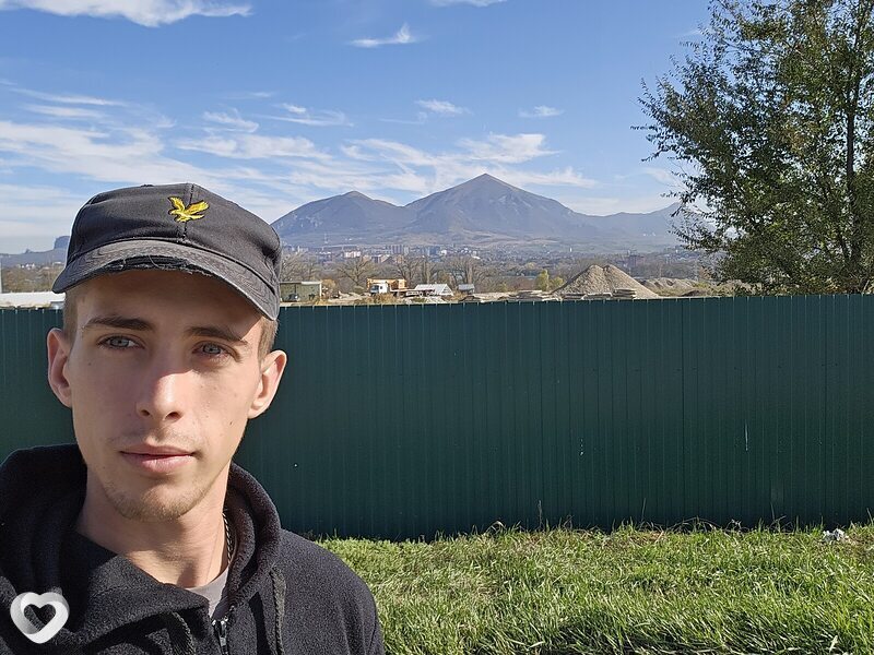 Виталий, 21, Геленджике — анкета №3875211