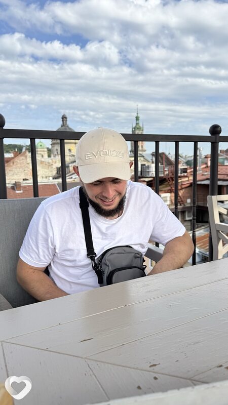 Михаил, 27, Львове — анкета №3875598