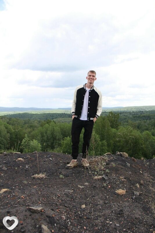 Николай, 22, Екатеринбурге — анкета №3875622