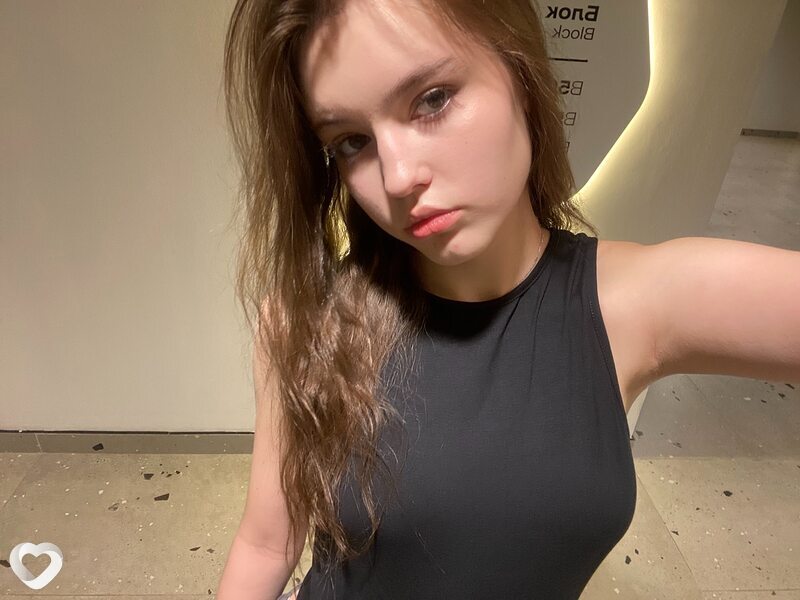 Александра, 19, Благовещенске — анкета №3875667