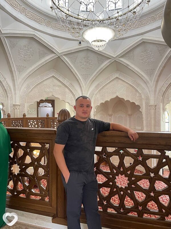 Эмиль, 29, Оренбурге — анкета №3876483