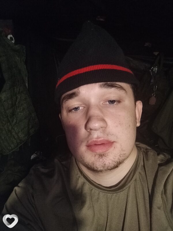 Артур, 19, Юрге — анкета №3876913