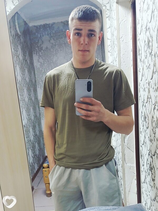 Andrey, 22, Волжском — анкета №3877374