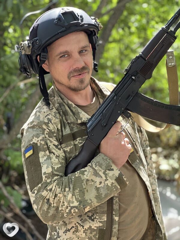 Vv, Николаев