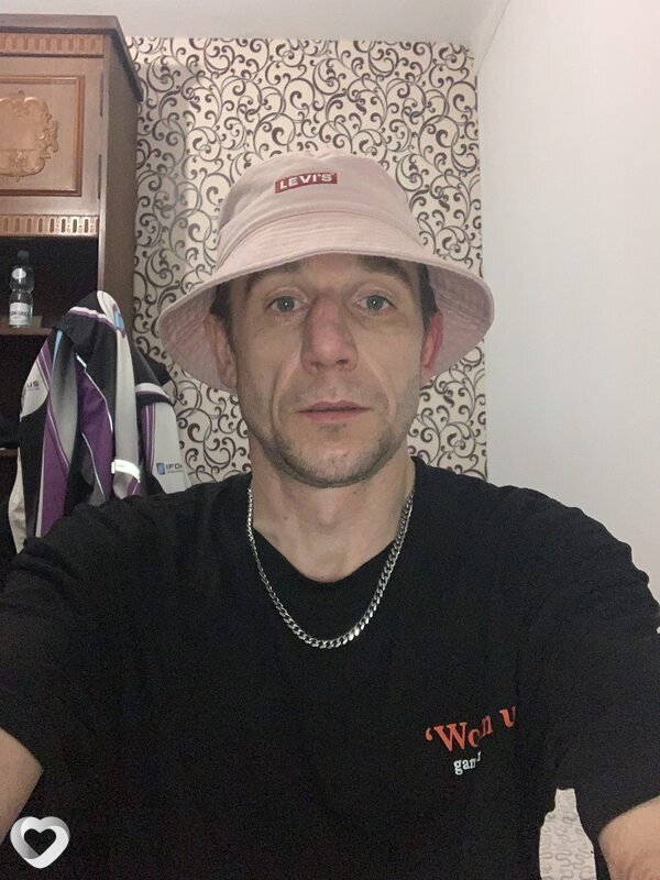 Viktor, 40, Варшава — анкета №3877328