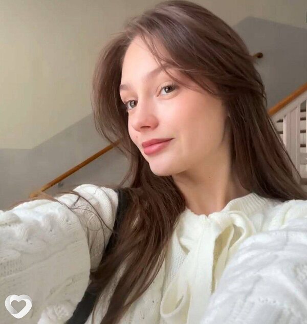 Катя, 21, Москве — анкета №3878131