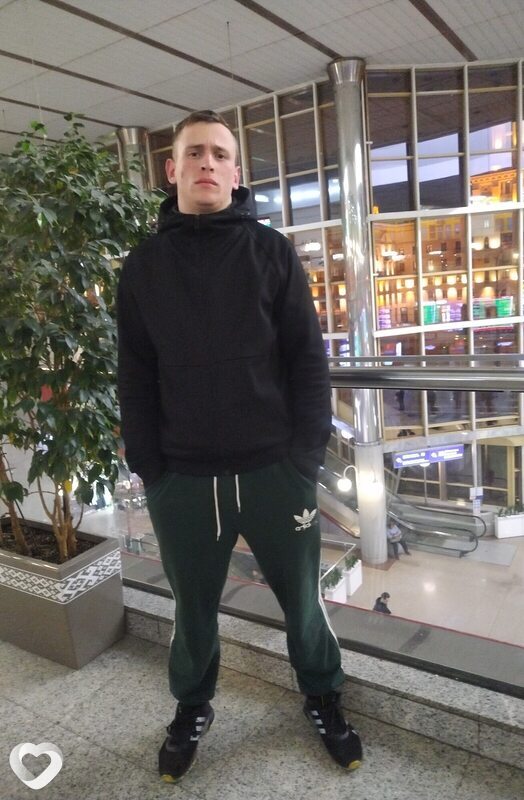 Анатолий, 20, Бобруйске — анкета №3878154
