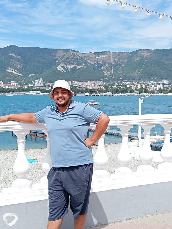 Артур, 27, Курске — анкета №3878996