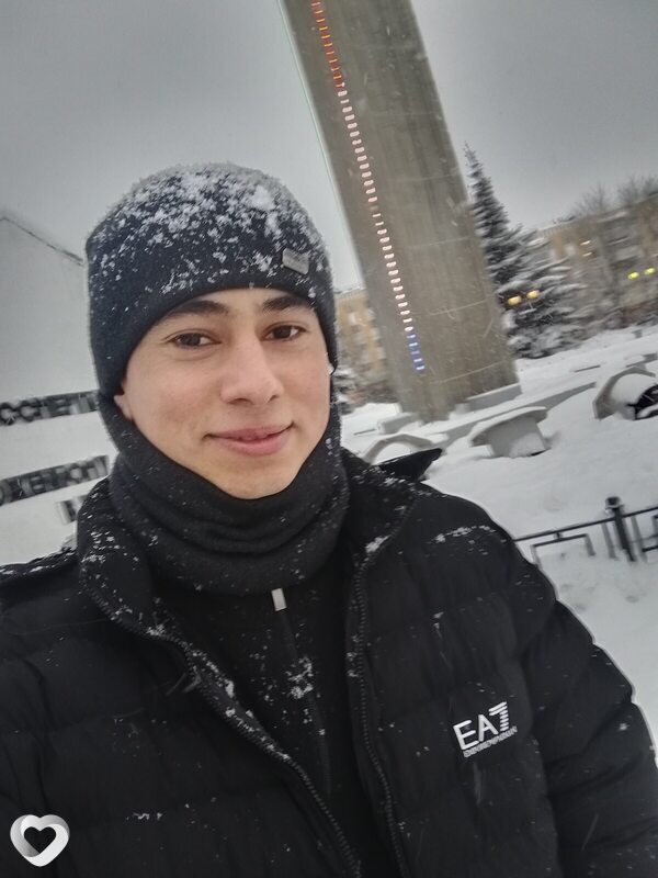 Ali, 21, Калуге — анкета №3879110