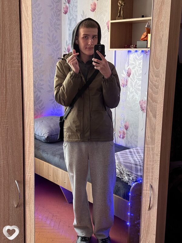 Илья, 19, Бресте — анкета №3879610