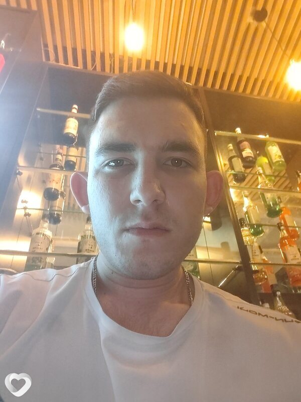 Артем, 22, Алматы — анкета №3879729