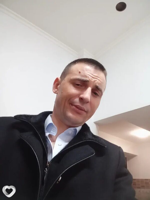 Михаил, 30, Ужгороде — анкета №3879988