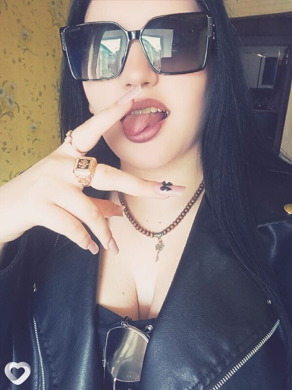 Диана, 21, Донецке — анкета №3879834