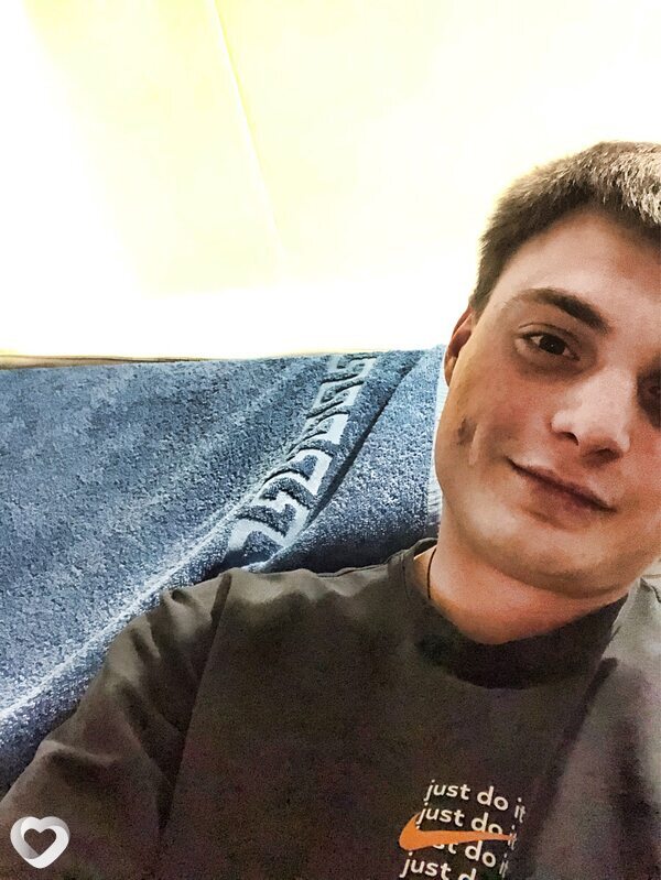 Артем, 25, Пензе — анкета №3880135
