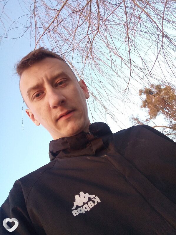 Юрий, 25, Кировске — анкета №3880467