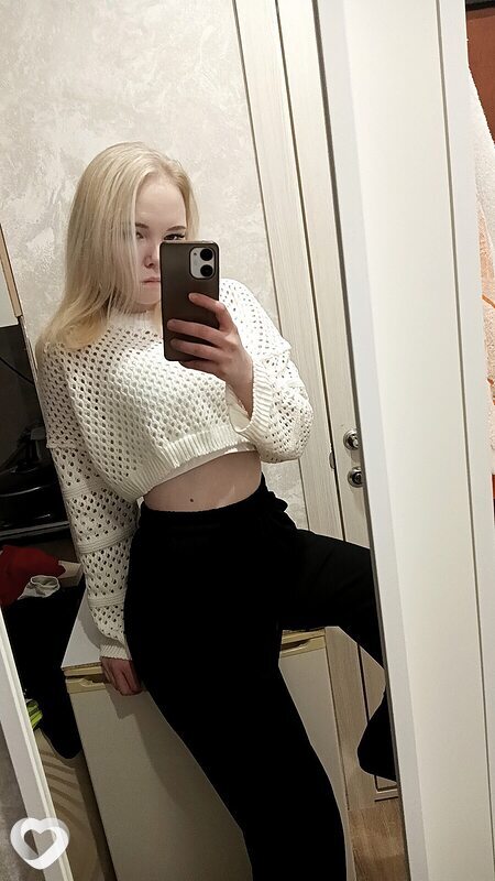 Надя, 22, Москве — анкета №3880757