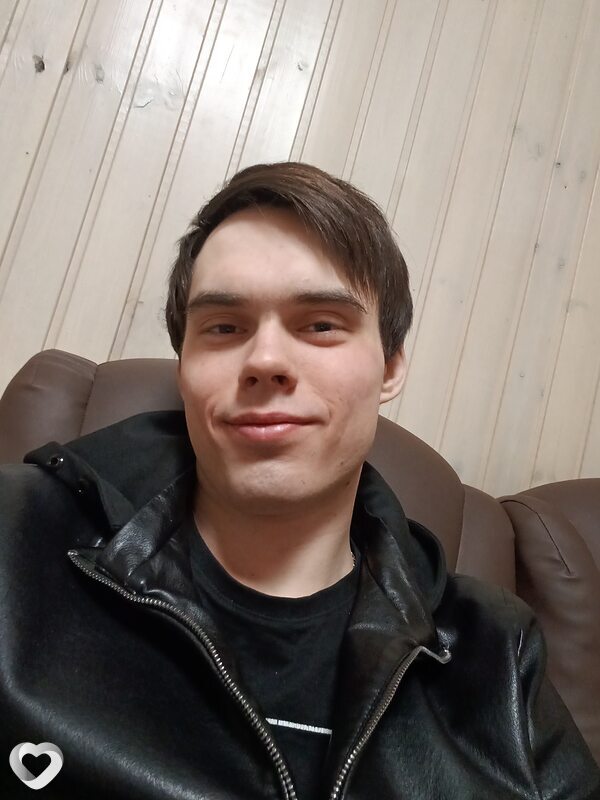 Артем, 22, Тюмени — анкета №3881652