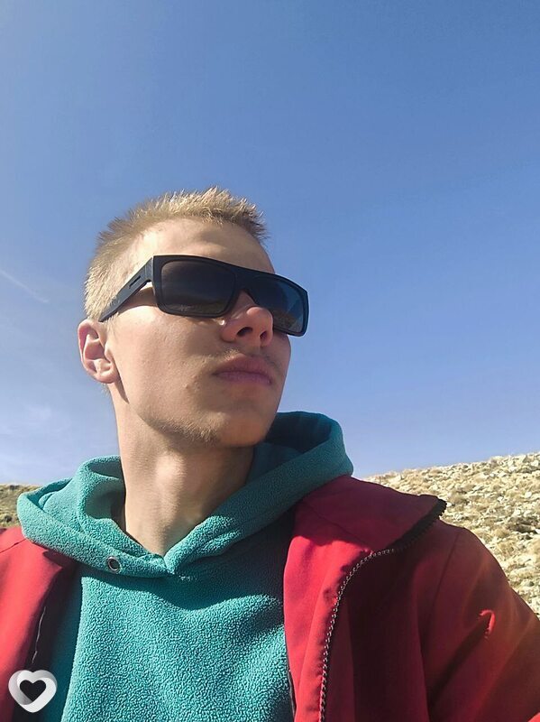 Oleg, 19, Усть-Каменогорск — анкета №3881809