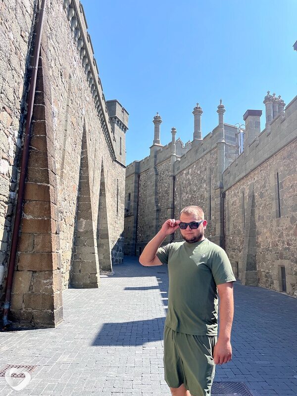 Роман, 23, Стаханове — анкета №3882115