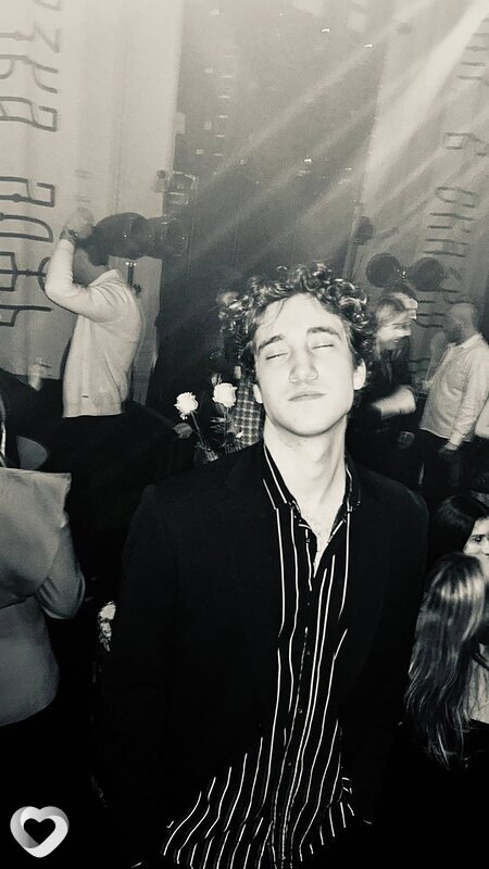 Эмиль, 21, Москве — анкета №3882532