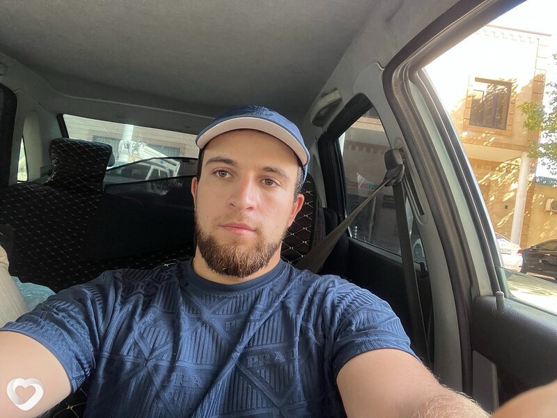 Амир, 26, Москве — анкета №3883050