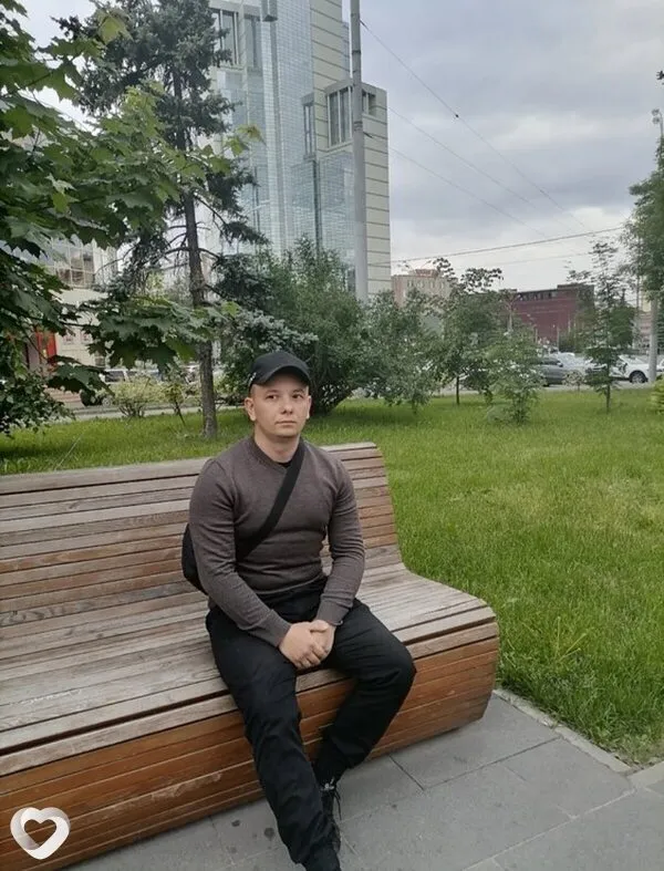 Денис, 31, Москве — анкета №3883106