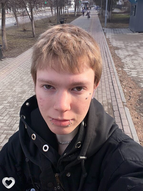 Дима, 20, Томске — анкета №3883482