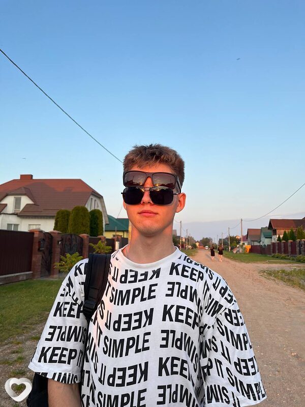 Вадим, 18, Минске — анкета №3883338