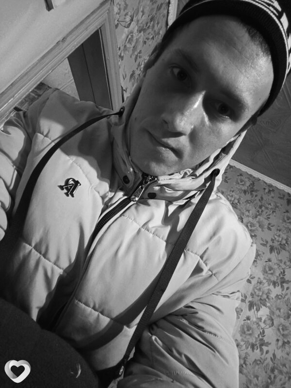Анатолий, 25, Благовещенске — анкета №3883607