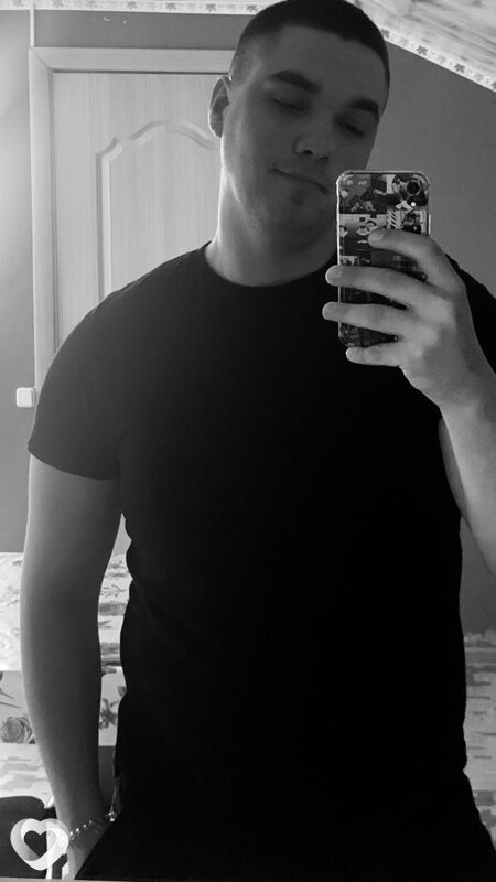 Максим, 22, Тольятти — анкета №3884701