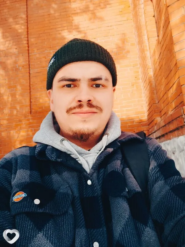 Александр, 21, Москве — анкета №3884708
