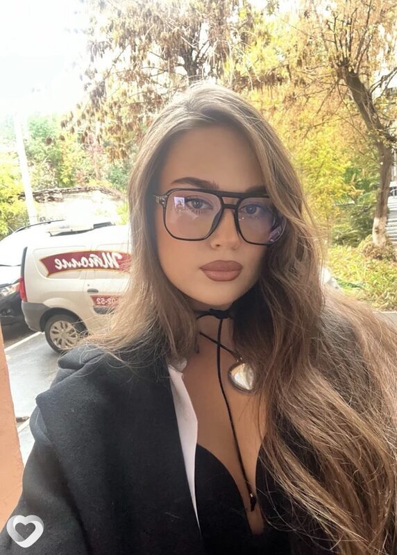 Ксения, 28, Санкт-Петербурге — анкета №3884912
