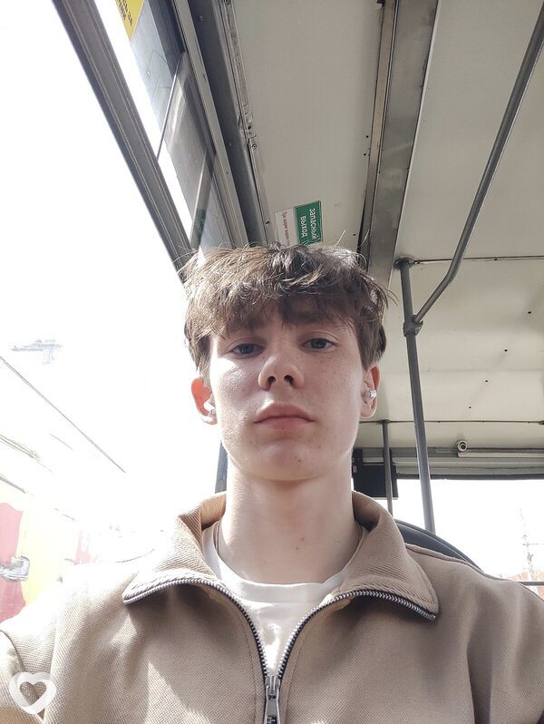 Дима, 19, Иркутске — анкета №3885674