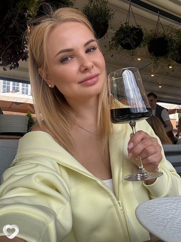 Эвелина, 24, Екатеринбурге — анкета №3886182