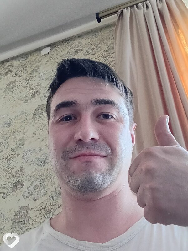 Артем, 32, Екатеринбурге — анкета №3886237