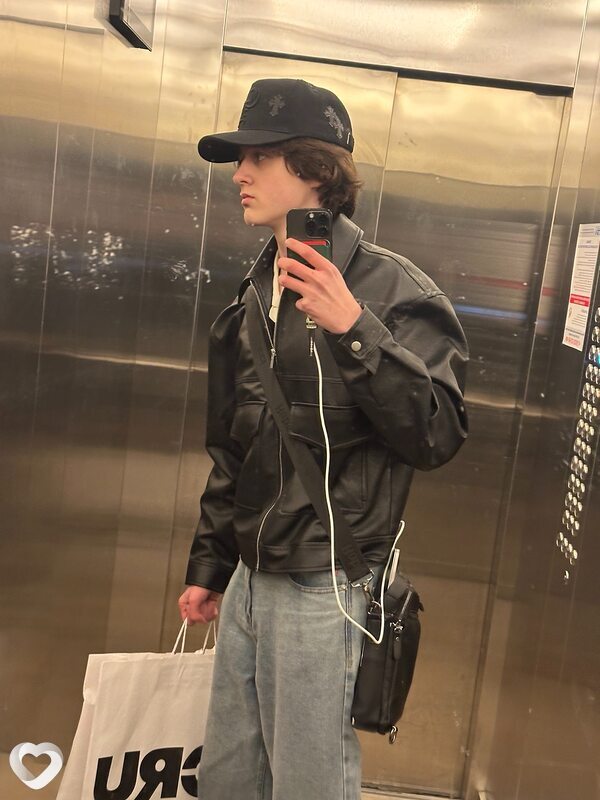 Владимир, 20, Екатеринбурге — анкета №3885996