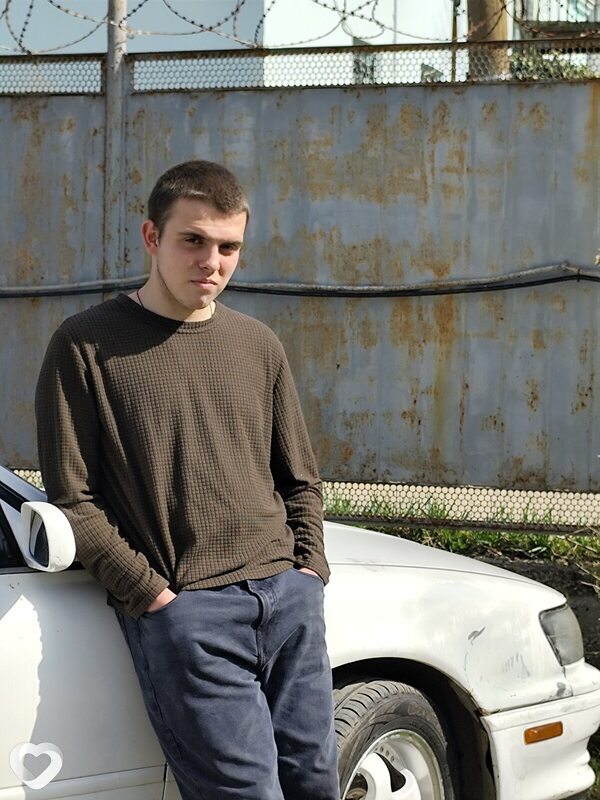 Миша, 22, Армавире — анкета №3887768