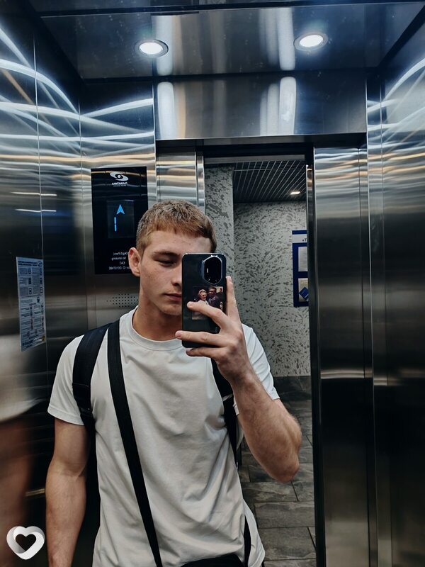 Вадим, 18, Новосибирске — анкета №3887142