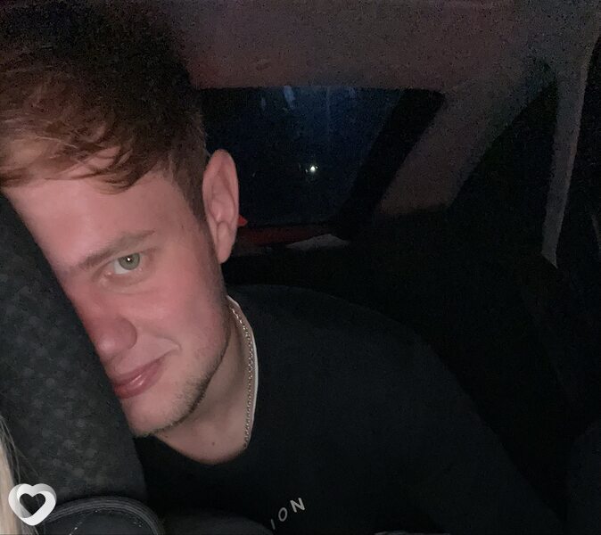 Артем, 21, Саранске — анкета №3887387